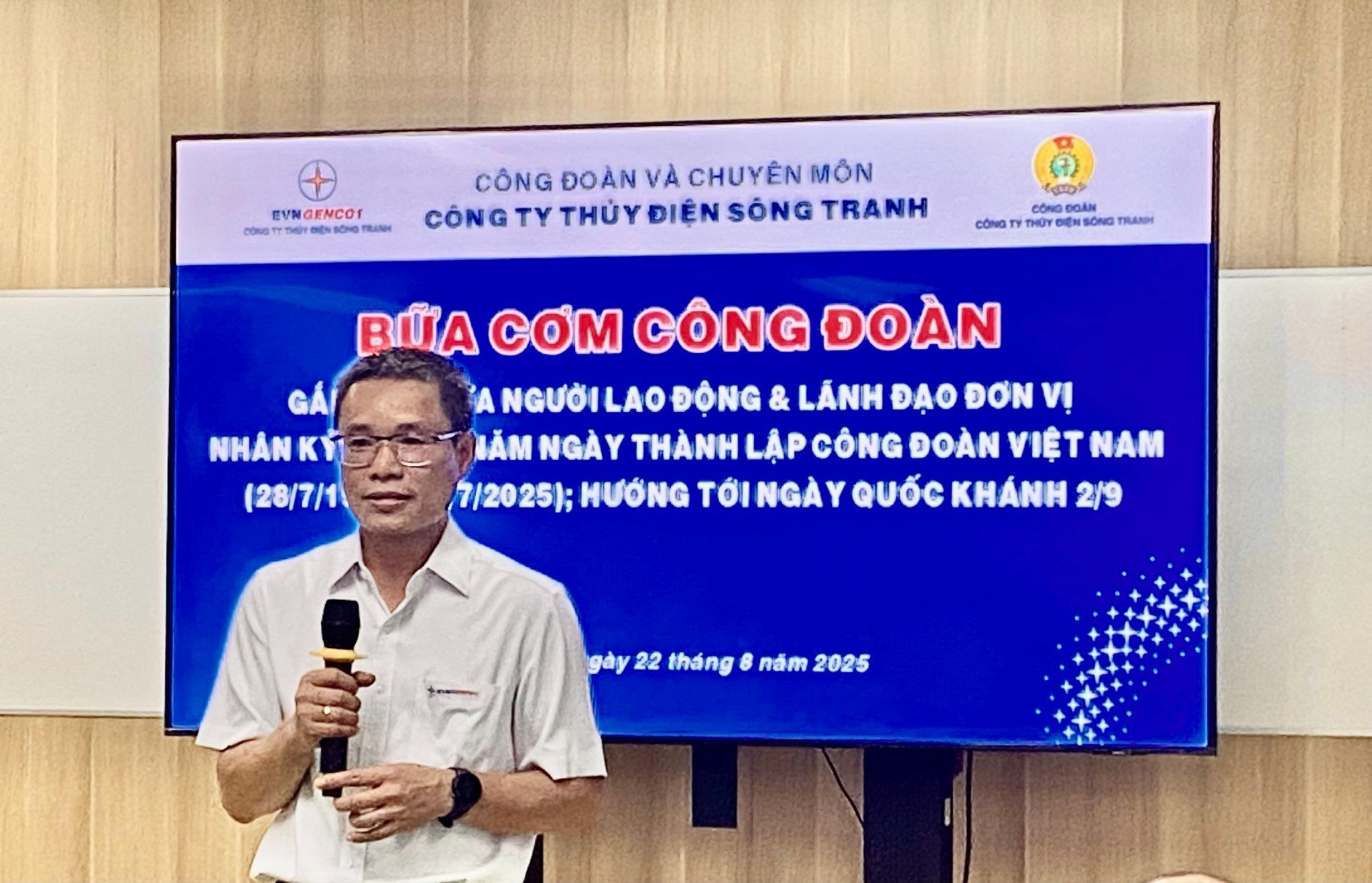 H1 a Phuc phat bieu.jpg