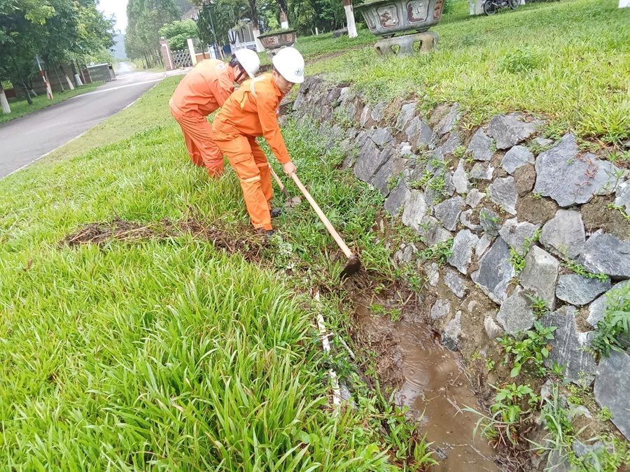 Hinh 7 ve sinh cong ranh thoat nuoc.jpg